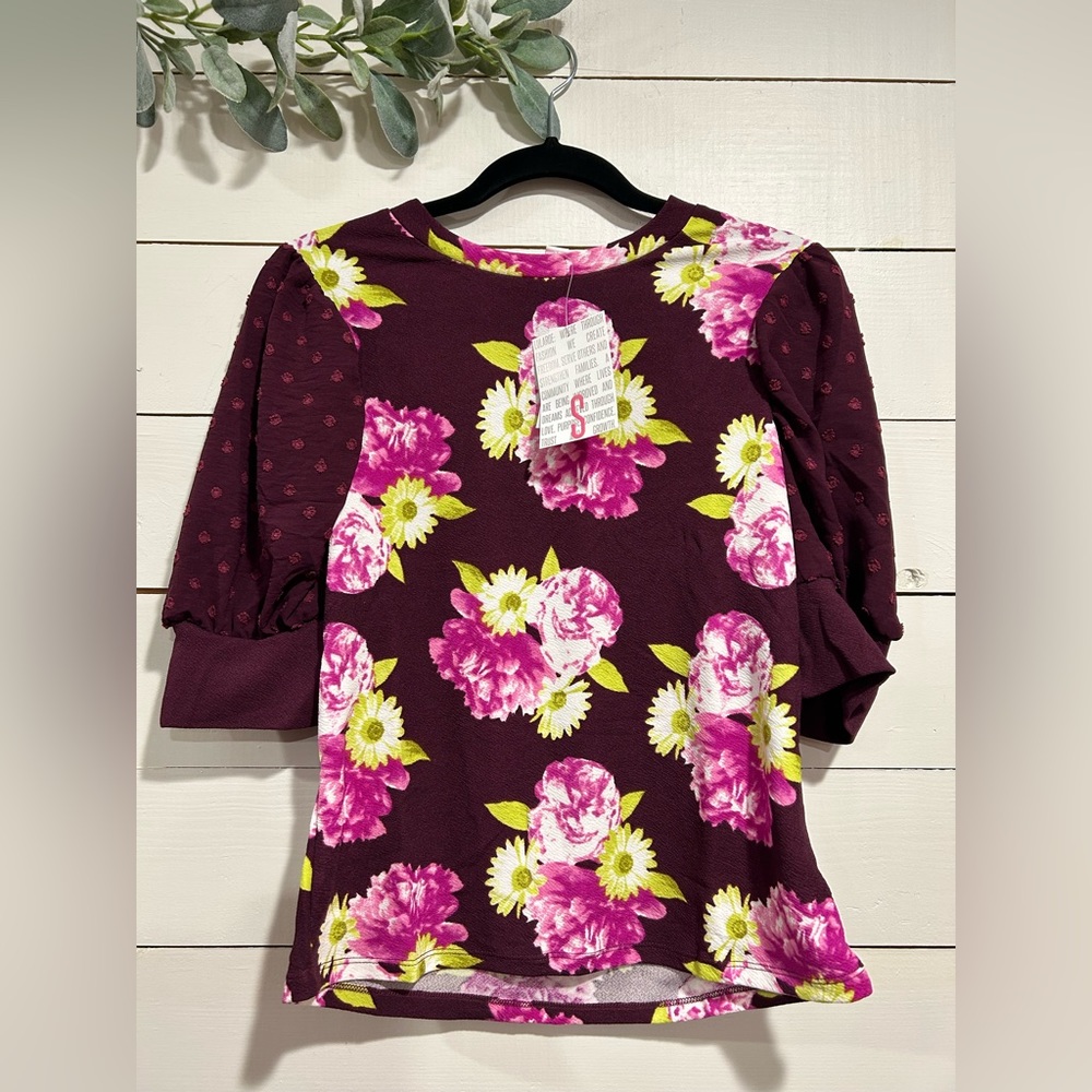 Floral Maroon Berry Moriella Top NWT! Small